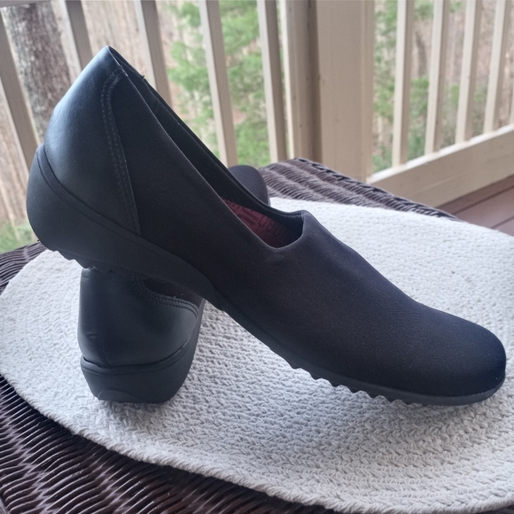 Munro "Traveler" Loafers - Picture 15 of 15